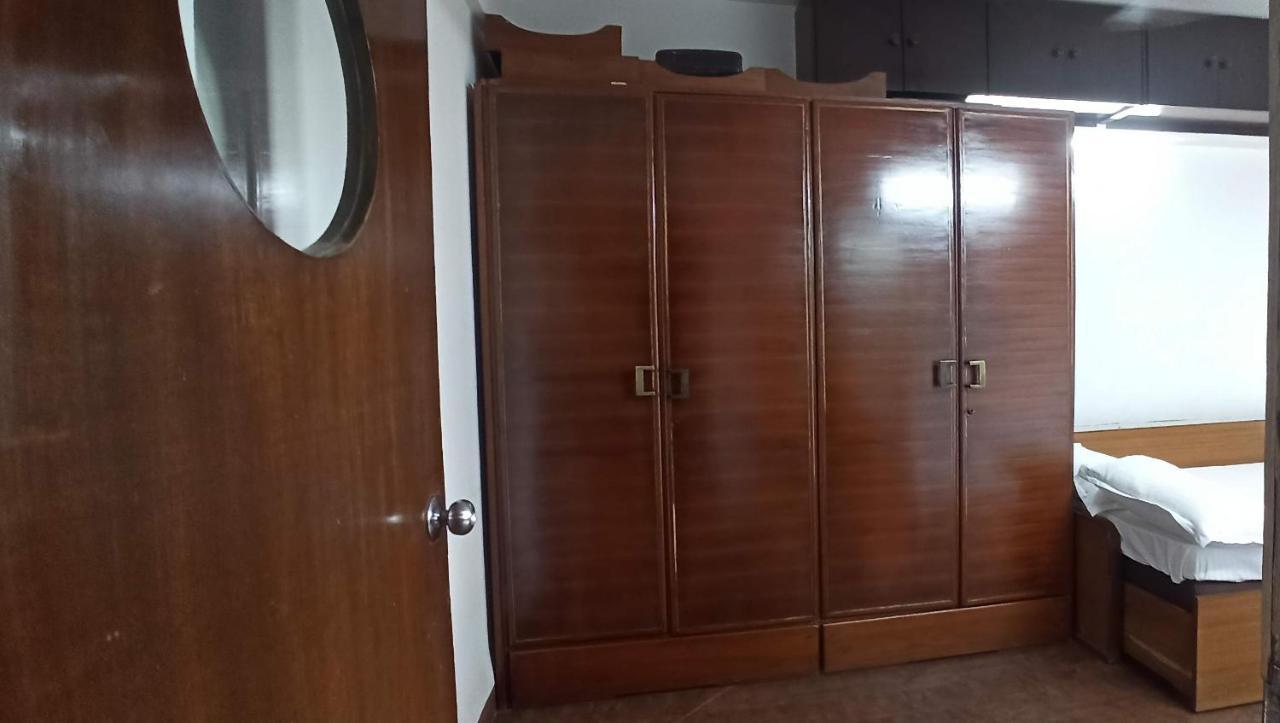 Cozy Private Ac Studio By The Sea Bandstand Bandra W Mumbai Nr Taj Lands End Daire Dış mekan fotoğraf