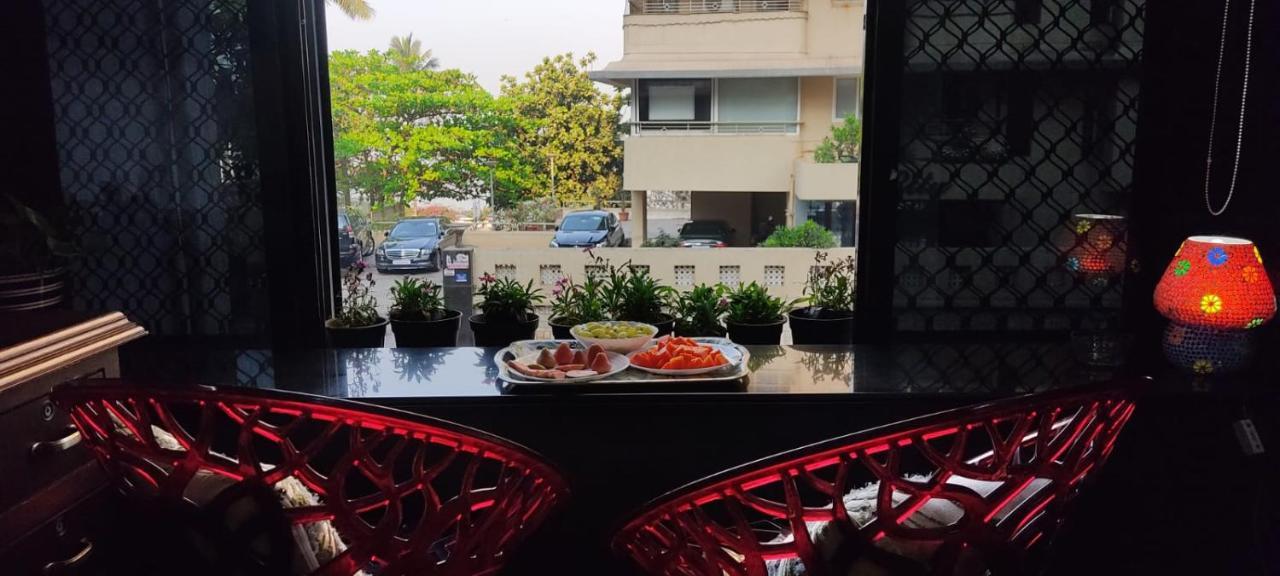 Cozy Private Ac Studio By The Sea Bandstand Bandra W Mumbai Nr Taj Lands End Daire Oda fotoğraf