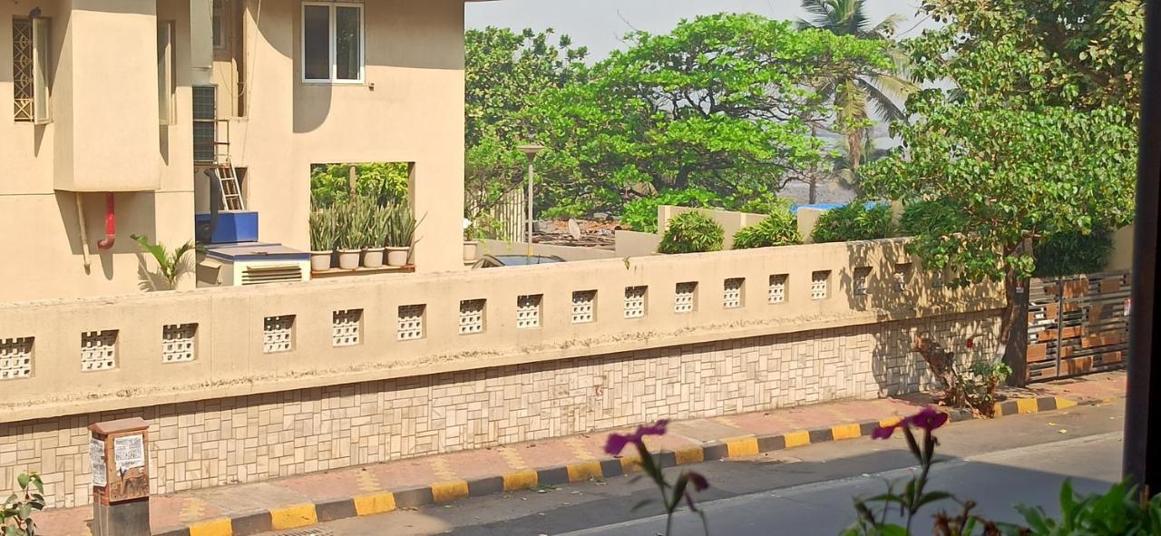Cozy Private Ac Studio By The Sea Bandstand Bandra W Mumbai Nr Taj Lands End Daire Dış mekan fotoğraf