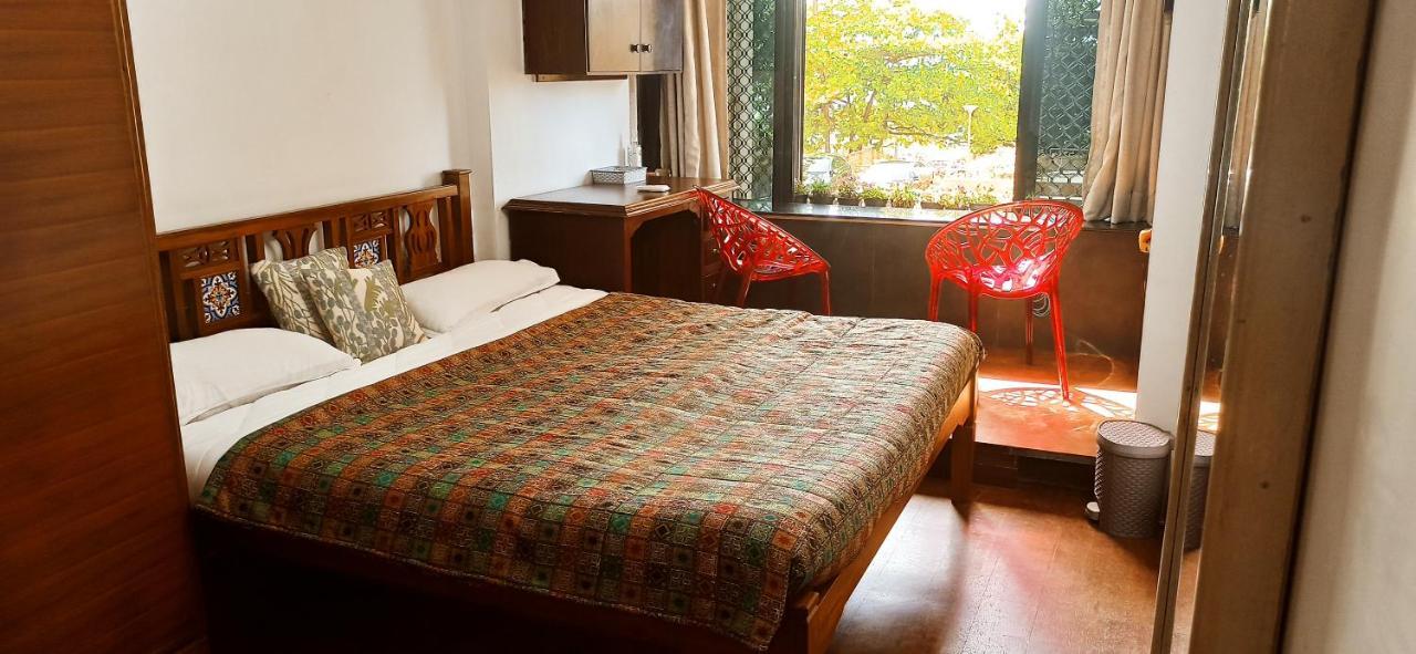 Cozy Private Ac Studio By The Sea Bandstand Bandra W Mumbai Nr Taj Lands End Daire Dış mekan fotoğraf