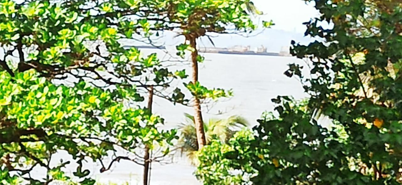 Cozy Private Ac Studio By The Sea Bandstand Bandra W Mumbai Nr Taj Lands End Daire Dış mekan fotoğraf